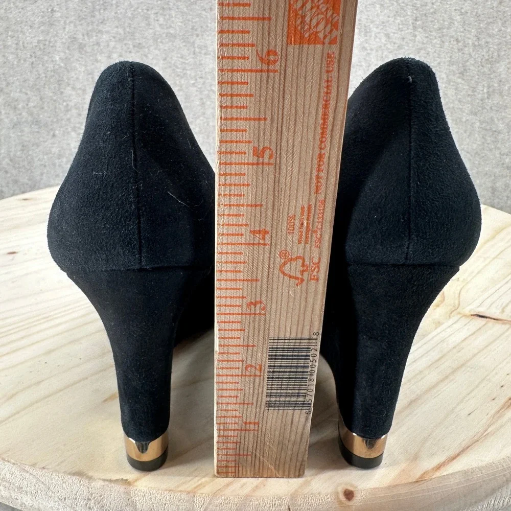 Tory Burch Astoria Wedge Pumps Womens 8.5 Black Suede Gold Logo Heels